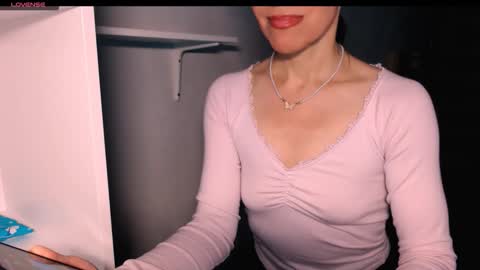 berry2024 online show from January 15, 2026, 7:35 am