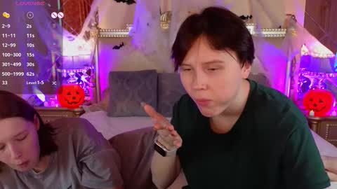 Your sweet Tara and Eva online show from October 19, 2025, 11:33 am