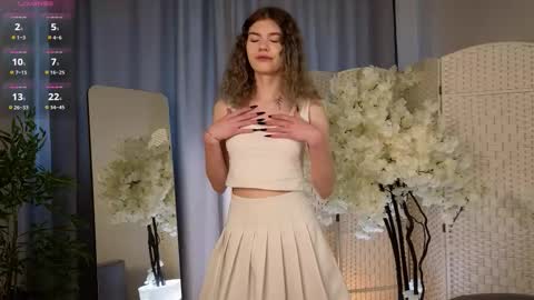 Aurora online show from September 10, 2025, 11:10 am