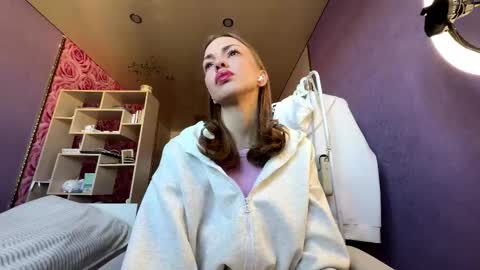 Sofia online show from October 4, 2025, 5:16 am