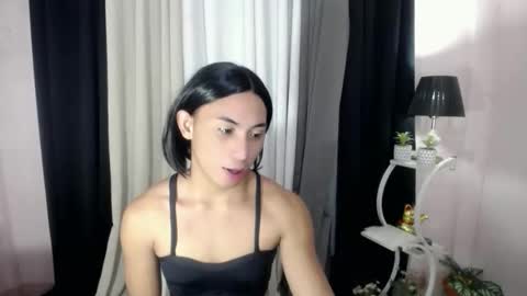 berry_shantal online show from February 23, 2026, 3:15 am