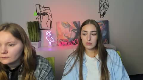 berry vibe online show from November 5, 2025, 12:27 pm