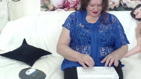 BerryShickX online show from February 15, 2025, 11:28 am