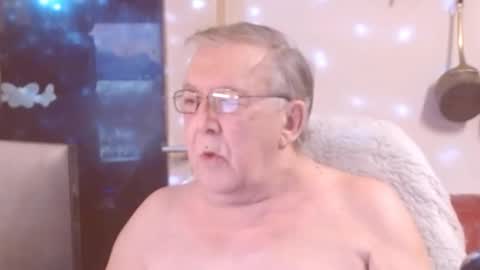 jean online show from February 8, 2025, 7:49 pm