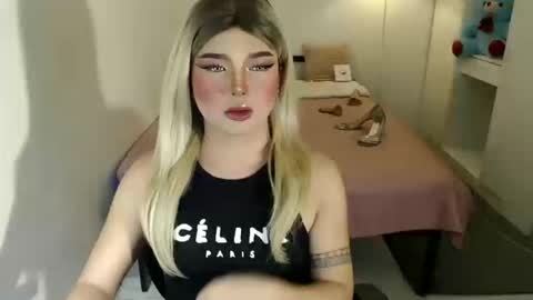 bestgirljulia online show from September 23, 2025, 9:29 pm