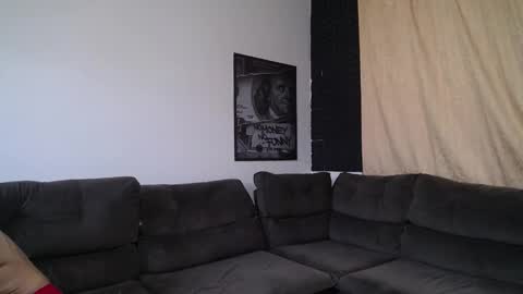 bestmuscle online show from March 3, 2026, 8:04 pm