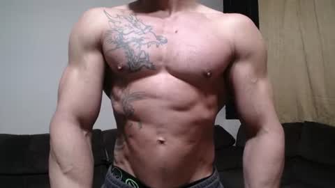 Snapshot of bestmuscle chatting on June 16, 2026, 10:34 pm bestmuscle online show from June 16, 2026, 10:34 pm