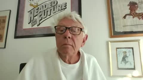 Snapshot of bestshot1951 chatting on June 24, 2026, 11:42 am bestshot1951 online show from June 24, 2026, 11:42 am