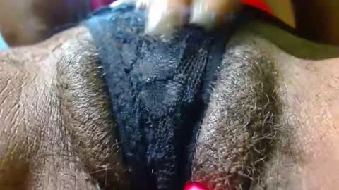 Snapshot of bethanywilsom chatting on February 2, 2025, 4:54 pm Bethany Wilson online show from February 2, 2025, 4:54 pm