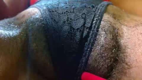 Snapshot of bethanywilsom chatting on February 8, 2025, 12:06 pm Bethany Wilson online show from February 8, 2025, 12:06 pm