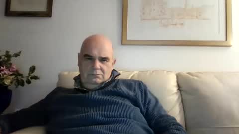 Snapshot of betta1 chatting on December 15, 2025, 6:23 pm betta1 online show from December 15, 2025, 6:23 pm