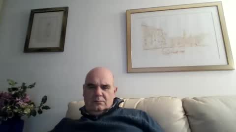 Snapshot of betta1 chatting on December 16, 2025, 7:19 pm betta1 online show from December 16, 2025, 7:19 pm