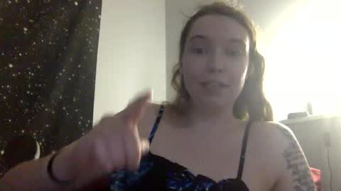 betterwhenitsrough69 online show from February 16, 2026, 4:41 am