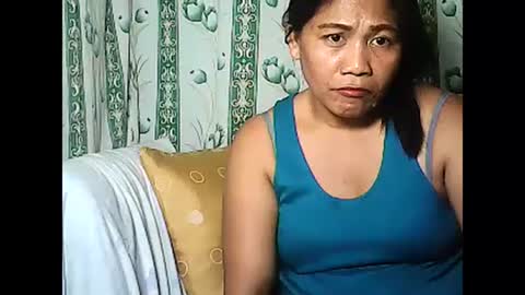 betty_83 online show from February 27, 2025, 3:05 pm