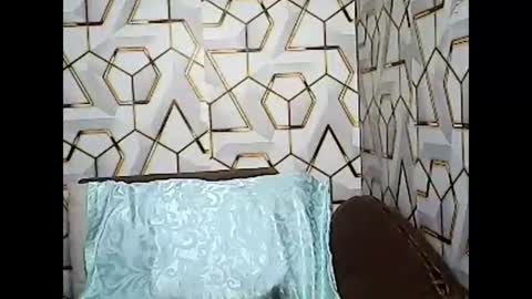 betty_83 online show from April 1, 2026, 2:25 pm