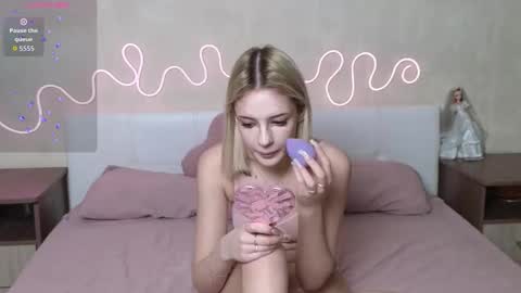 Betty and Oscar online show from November 24, 2025, 8:47 am