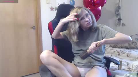 Betty online show from March 9, 2025, 5:44 am