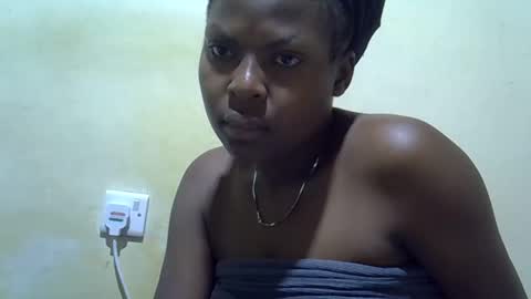 bettymayah online show from November 18, 2025, 12:05 am