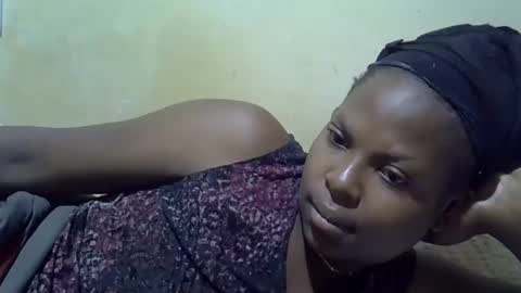 bettymayah online show from November 22, 2025, 12:31 am