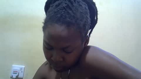 bettymayah online show from November 26, 2025, 7:09 am