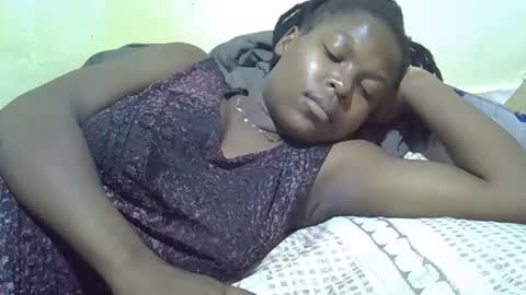 bettymayah online show from November 28, 2025, 6:32 pm