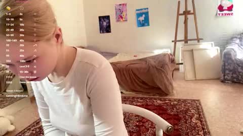 Hinata online show from March 17, 2026, 4:39 am