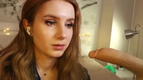 Betty online show from February 21, 2025, 9:43 pm