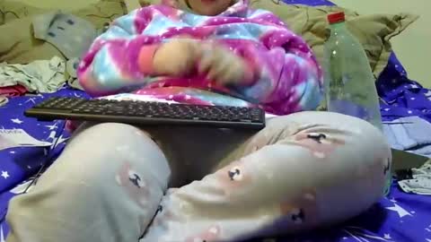 Snapshot of bety25 chatting on January 10, 2025, 9:53 pm bety25 online show from January 10, 2025, 9:53 pm