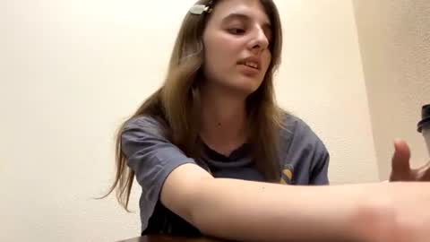 Snapshot of beulahweikert chatting on June 26, 2026, 6:56 pm Lina online show from June 26, 2026, 6:56 pm