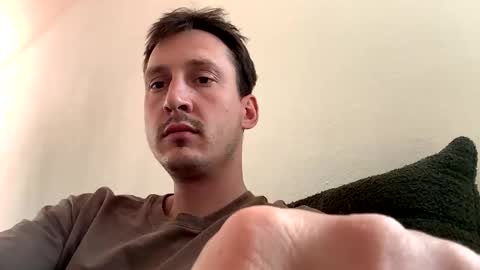 Freshmilk online show from May 3, 2026, 1:39 pm
