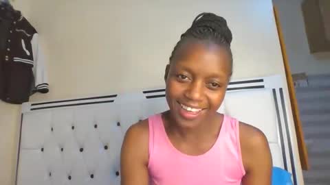 Snapshot of beverlyne5 chatting on February 8, 2026, 6:55 pm beverly online show from February 8, 2026, 6:55 pm