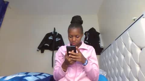 Snapshot of beverlyne5 chatting on February 23, 2026, 8:28 pm beverly online show from February 23, 2026, 8:28 pm