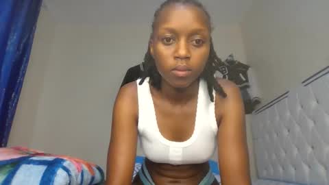 Snapshot of beverlyne5 chatting on May 12, 2026, 12:02 pm beverly online show from May 12, 2026, 12:02 pm