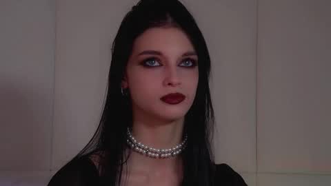 Beverly online show from November 8, 2025, 7:41 am