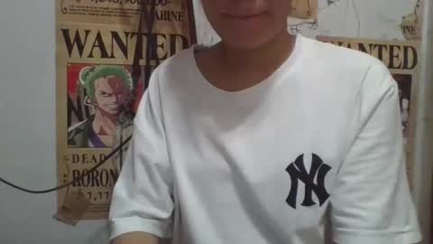 Snapshot of bheatrixx chatting on April 21, 2026, 4:34 pm bheatrixx online show from April 21, 2026, 4:34 pm