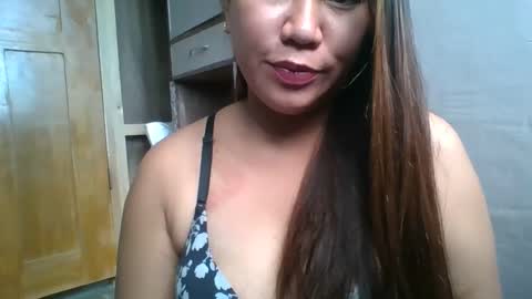 bhubbles online show from February 17, 2026, 2:08 am