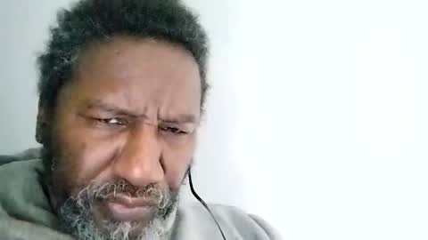 Snapshot of bi582945 chatting on February 9, 2026, 9:52 pm bi582945 online show from February 9, 2026, 9:52 pm