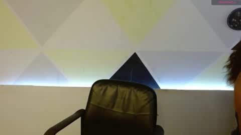 Snapshot of bia_lux chatting on November 26, 2025, 8:21 pm bia_lux online show from November 26, 2025, 8:21 pm