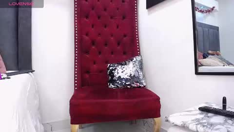 Bianca Antonelli online show from December 31, 2024, 5:07 pm