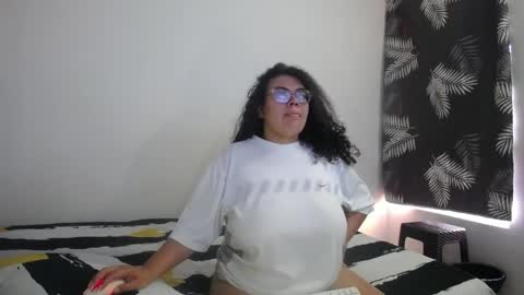 Bianca Tuesday to Sunday from 2am to 6am UTC-5 online show from April 2, 2026, 9:23 pm