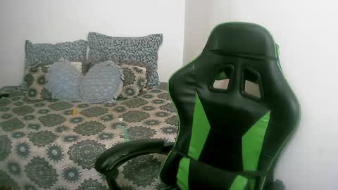 Snapshot of bianca_ebony chatting on November 3, 2025, 7:15 pm bianca ebony online show from November 3, 2025, 7:15 pm