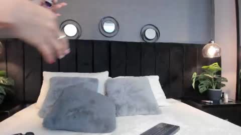 Snapshot of bianca_monroe_ chatting on June 18, 2026, 8:24 pm Bianca online show from June 18, 2026, 8:24 pm