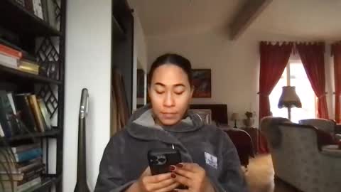 Snapshot of bianca_transpinay chatting on December 2, 2024, 7:47 am Bianca Transgirl online show from December 2, 2024, 7:47 am
