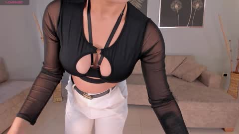 Bianca Pierce online show from October 4, 2025, 11:52 am