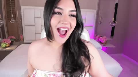 Snapshot of biancax_ chatting on October 3, 2025, 3:47 am Hi Im Bianca online show from October 3, 2025, 3:47 am