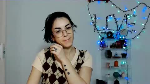 innasugarwild online show from February 12, 2026, 8:42 am