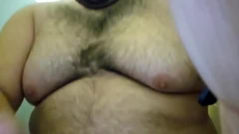 Snapshot of bienguero chatting on December 15, 2024, 4:26 pm Bienguero online show from December 15, 2024, 4:26 pm