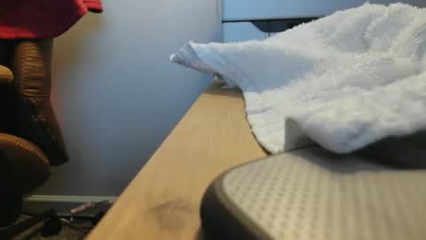 big8bi7 online show from February 17, 2026, 12:45 pm