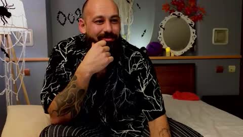 Snapshot of big__daddy110 chatting on October 28, 2025, 9:06 pm Rustam online show from October 28, 2025, 9:06 pm