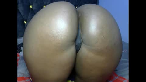 Snapshot of big_black_bootyy chatting on October 28, 2025, 12:19 pm bbw online show from October 28, 2025, 12:19 pm